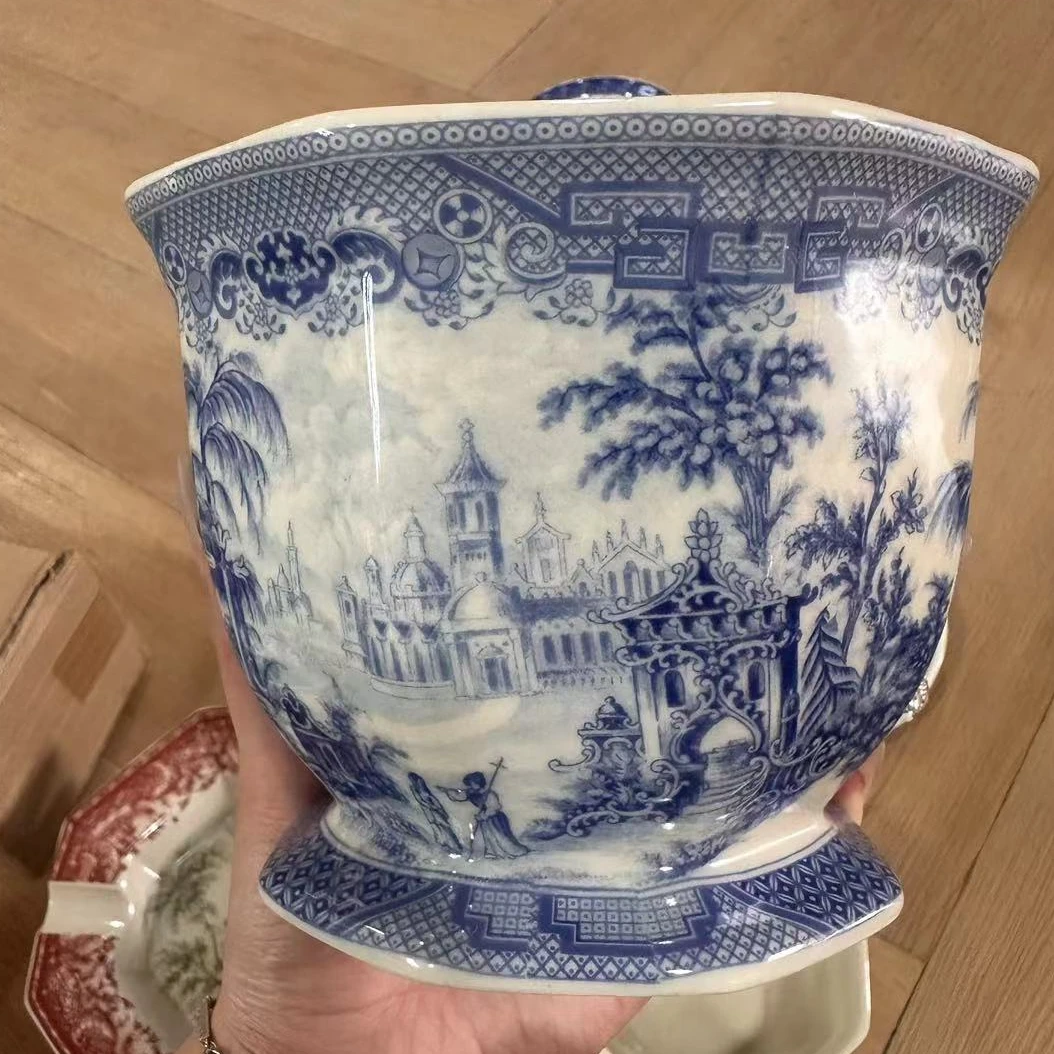 客来涌，cz 欧洲名画 一等 青花  系列 花瓶