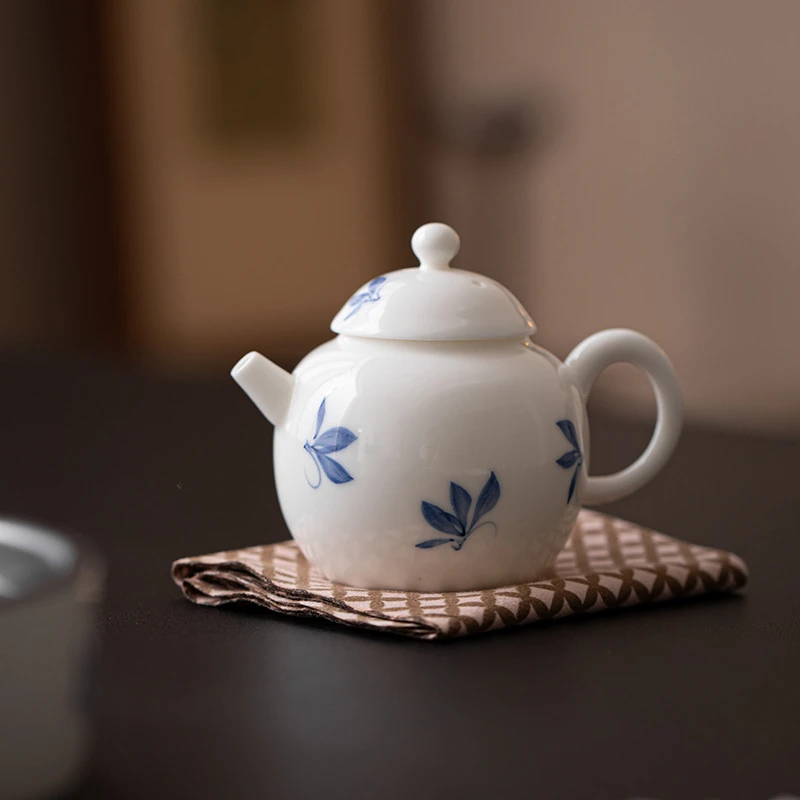中式陶瓷茶壶纯手工绘画蝴蝶兰花小瓷壶家用功夫茶具带过滤泡茶器