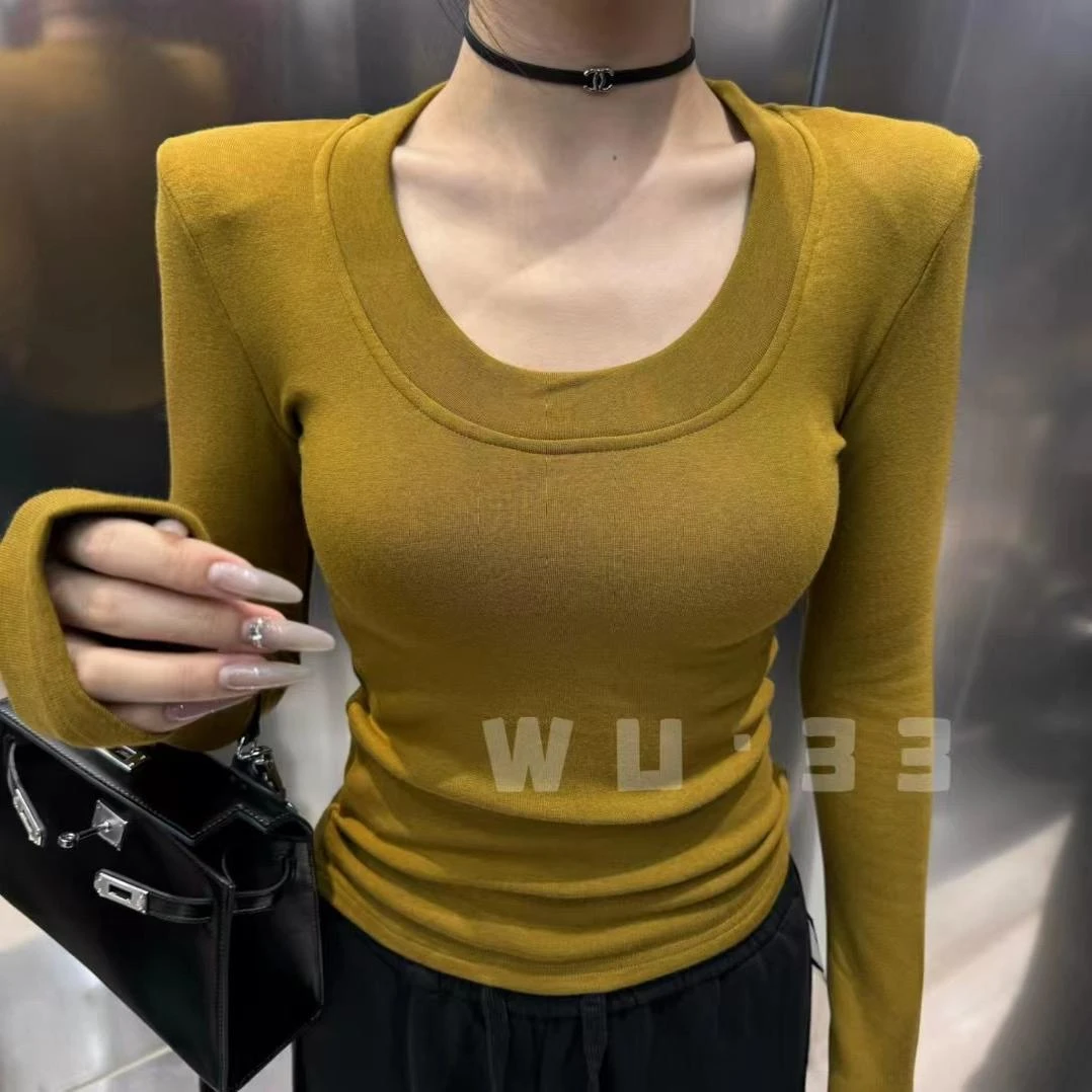 韩国东大门秋冬装修身U领长袖磨毛内搭打底衫垫肩洋气紧身长袖T恤