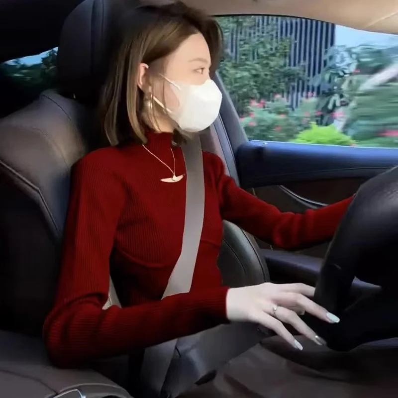 半高领镂空打底衫女秋冬设计感小众高级感修身显瘦内搭针织毛衣冬