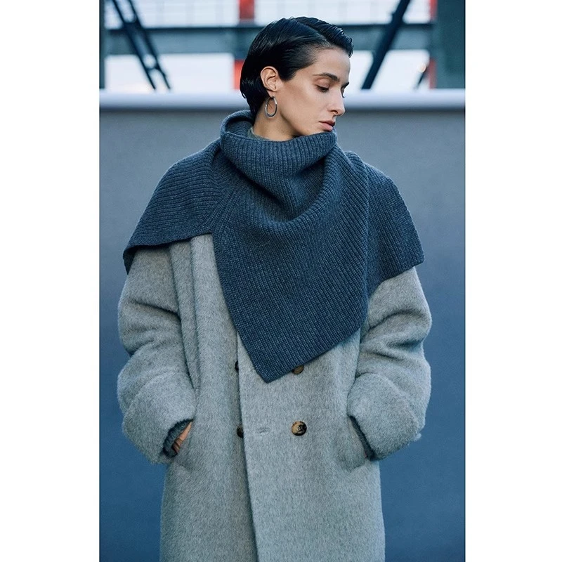 灰色高领开叉针织披肩围脖女秋冬法式宽松外搭套头高级感脖套围巾