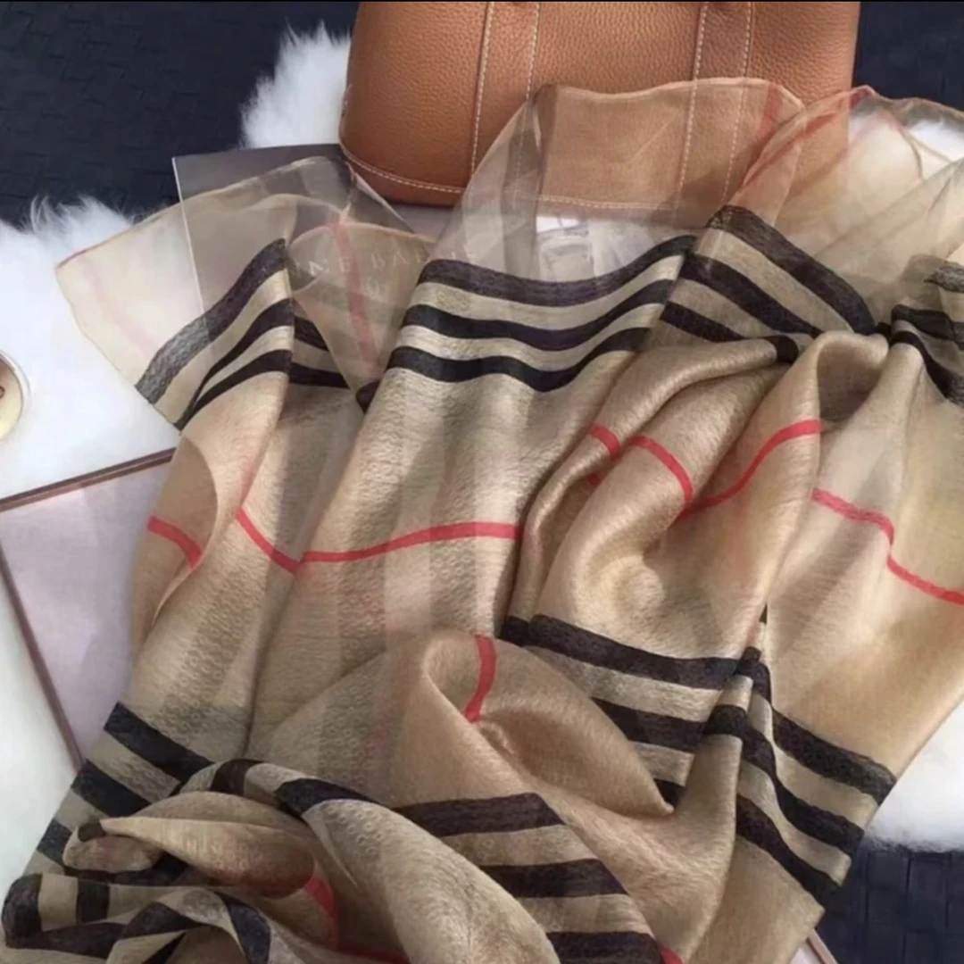 棕色巴巴格  微瑕秋冬款刺绣款桑蚕丝羊毛围巾高级丝巾披肩通用