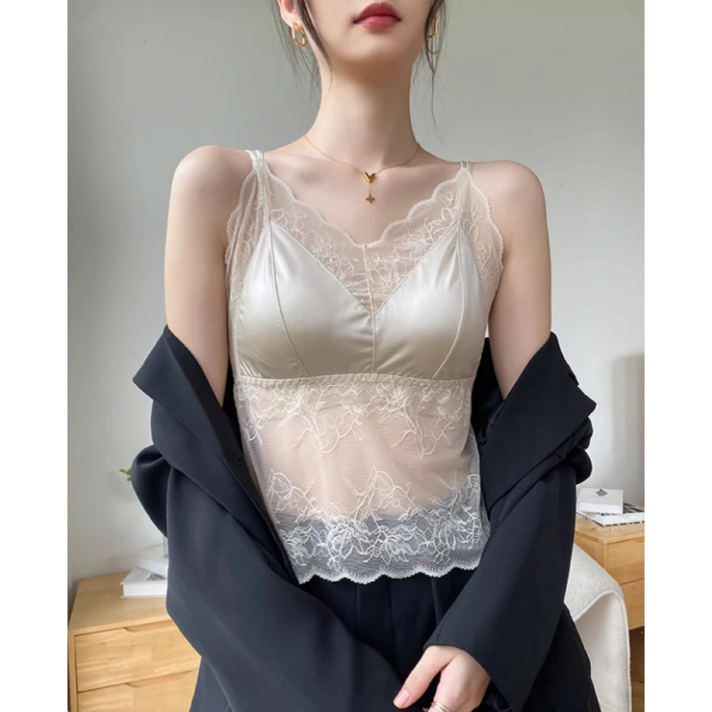蕾丝缎面吊带背心女2024新款早秋美背短款抹胸内衣带胸垫上衣时尚