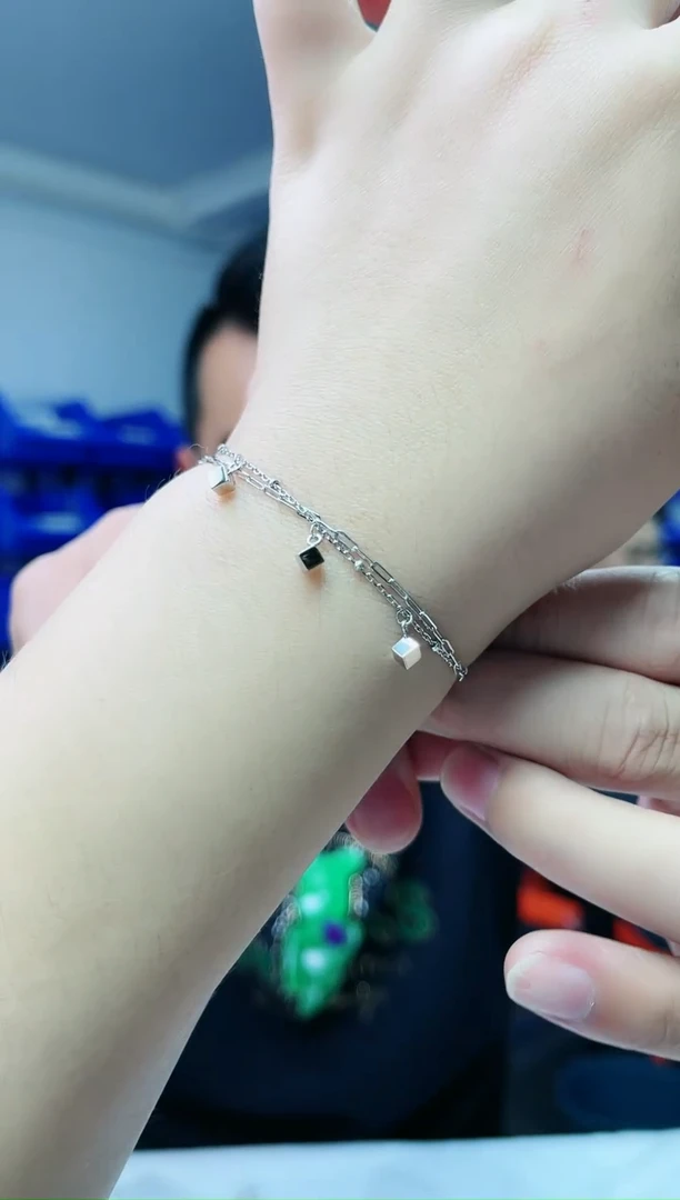 【闪购商品】玛瑙/玉髓手链银S925镶嵌S925银小方糖玛瑙手链