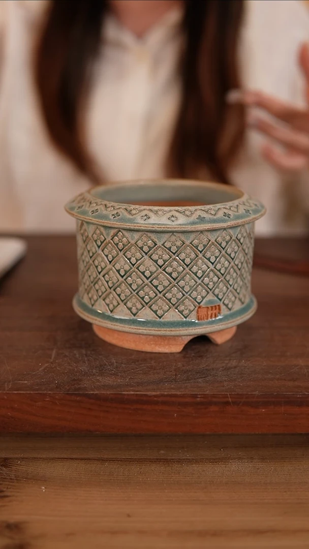 【闪购商品】红陶20CM以下10-19-166默认有瑕 口8.5