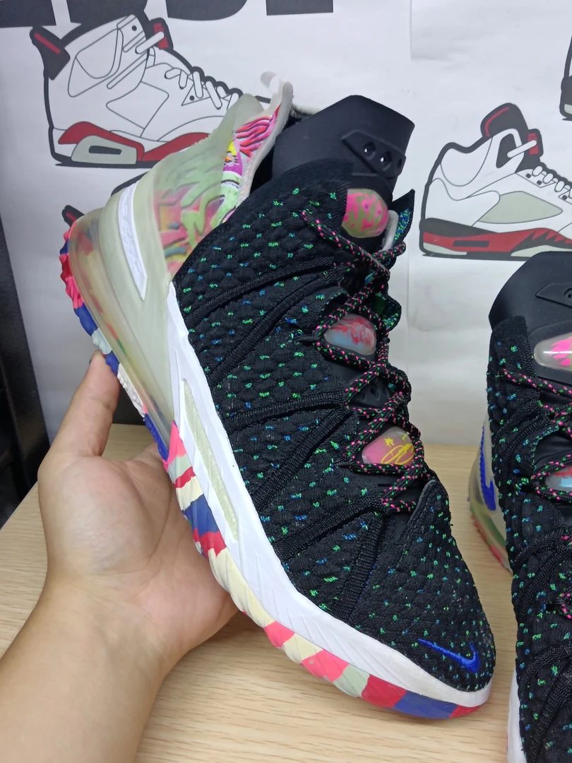 95新44码詹姆斯lbj18中国年CNY篮球鞋/无原盒配件/公价1299