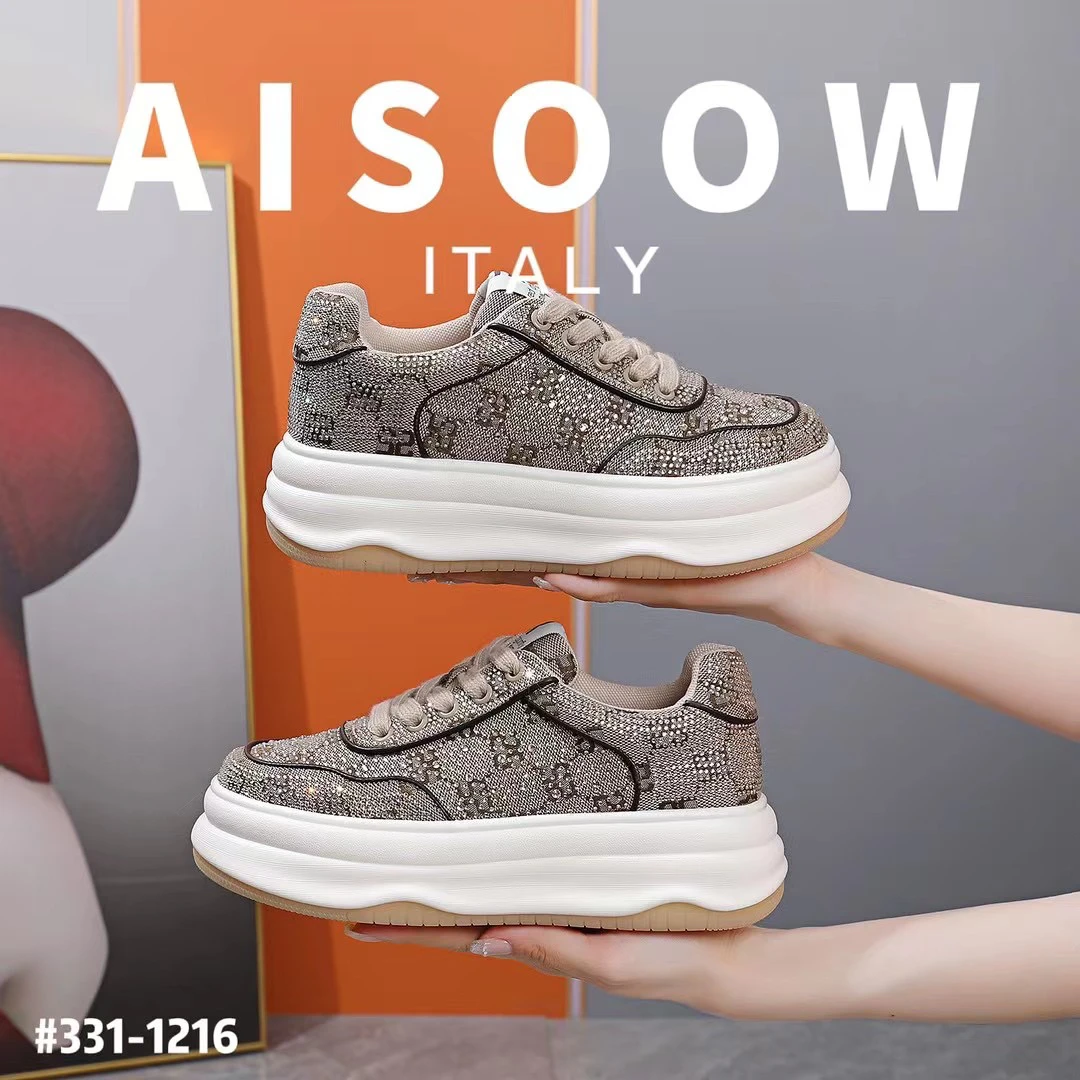 水钻时尚是休闲鞋.