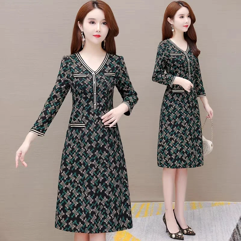 M010裙新款春秋气质减龄中长款高腰遮肚子大码裙子连衣裙显瘦