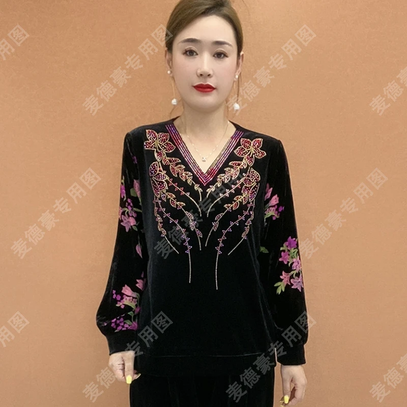 春季新款时尚妈妈装印花V领遮肚显瘦百搭镶钻气质洋气长袖上衣