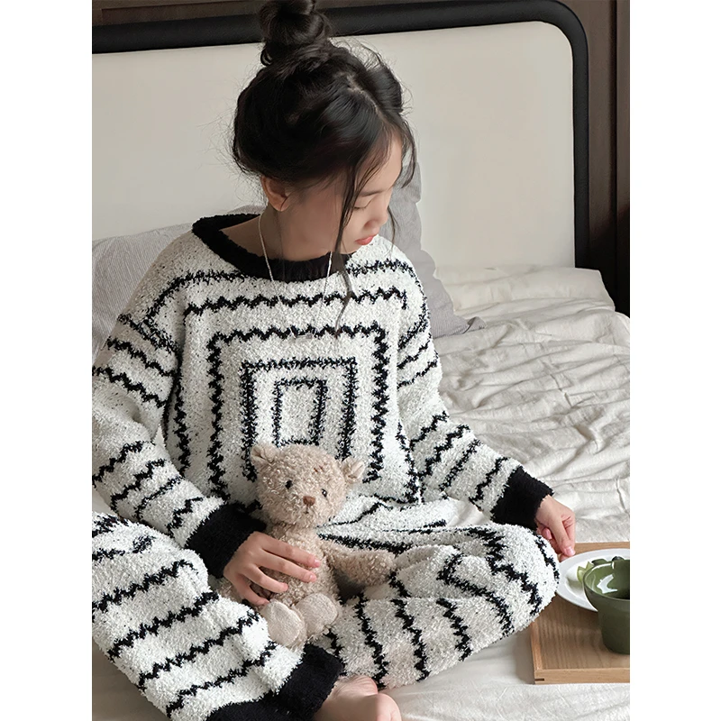 K27781孙小美女童家居服套装2025秋冬装新款保暖两件套睡衣潮