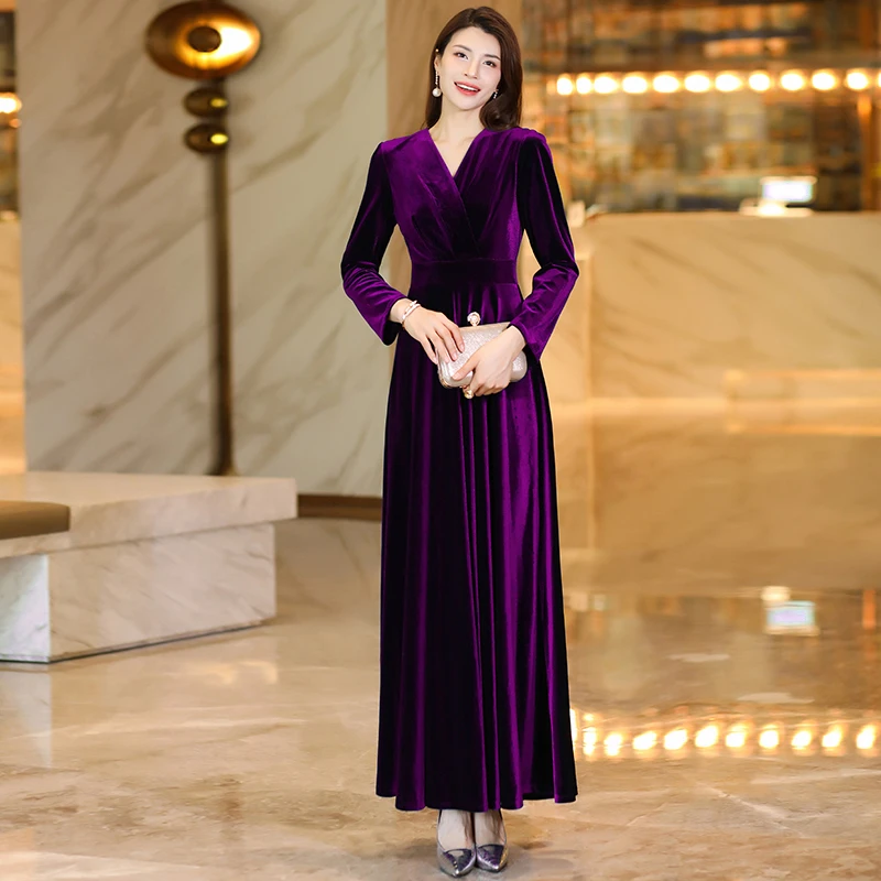高贵紫色优雅长裙2025秋冬新款喜妈妈金丝绒连衣裙女显瘦大摆裙