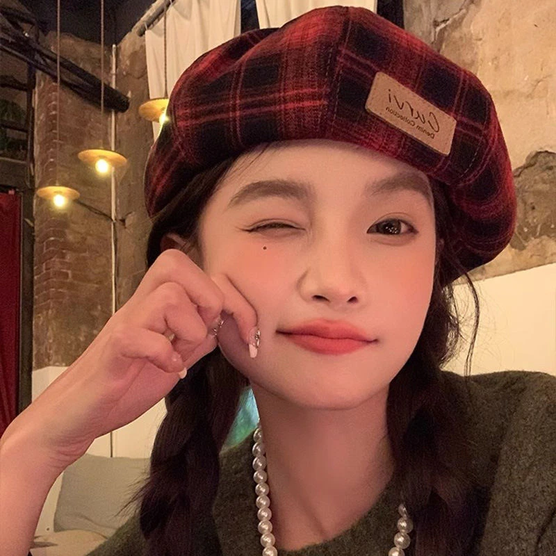 设计师复古皮标贝雷帽女秋季百搭经典格子拼色八角帽显脸小画家帽