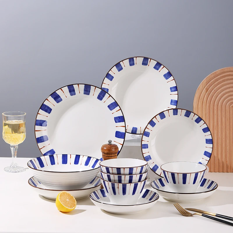 蓝方条8件套高颜值盘碗组合网红家用餐具复古风可进微波炉【云鼎】
