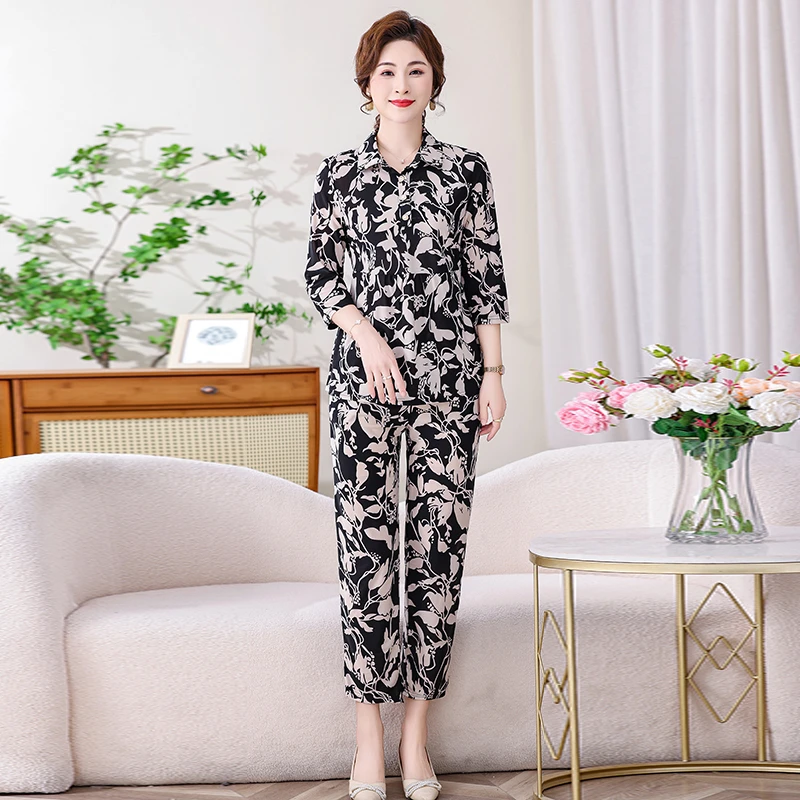 春夏时尚妈妈装修身显瘦中老年洋气七分袖印花大码套装