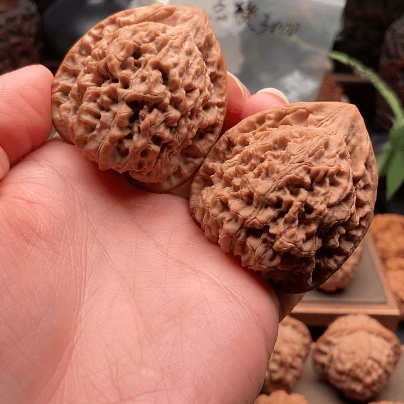 【闪购商品】桃核把件124号王勇官帽42