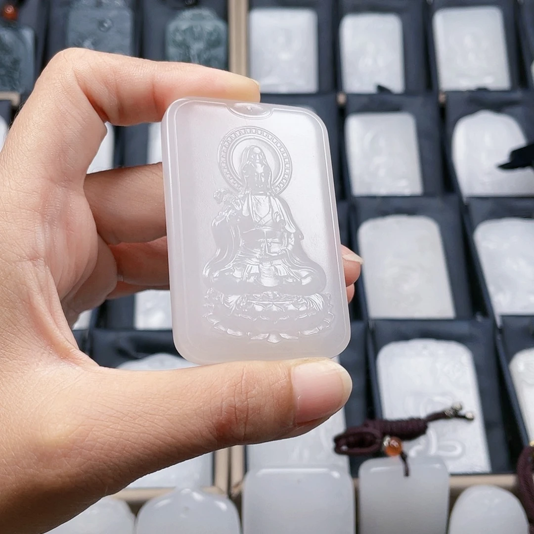 石英质玉（金丝玉）颈饰未镶嵌勿*@新疆玉双面雕刻