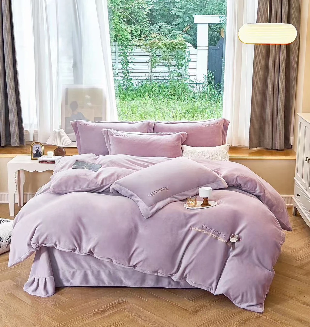 7*7超美绣花牛奶绒四件套