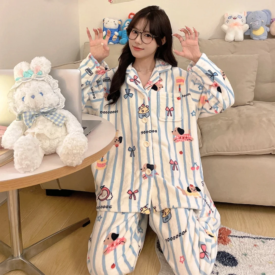 新款条纹腊肠狗法兰绒秋冬爆款家居服套装