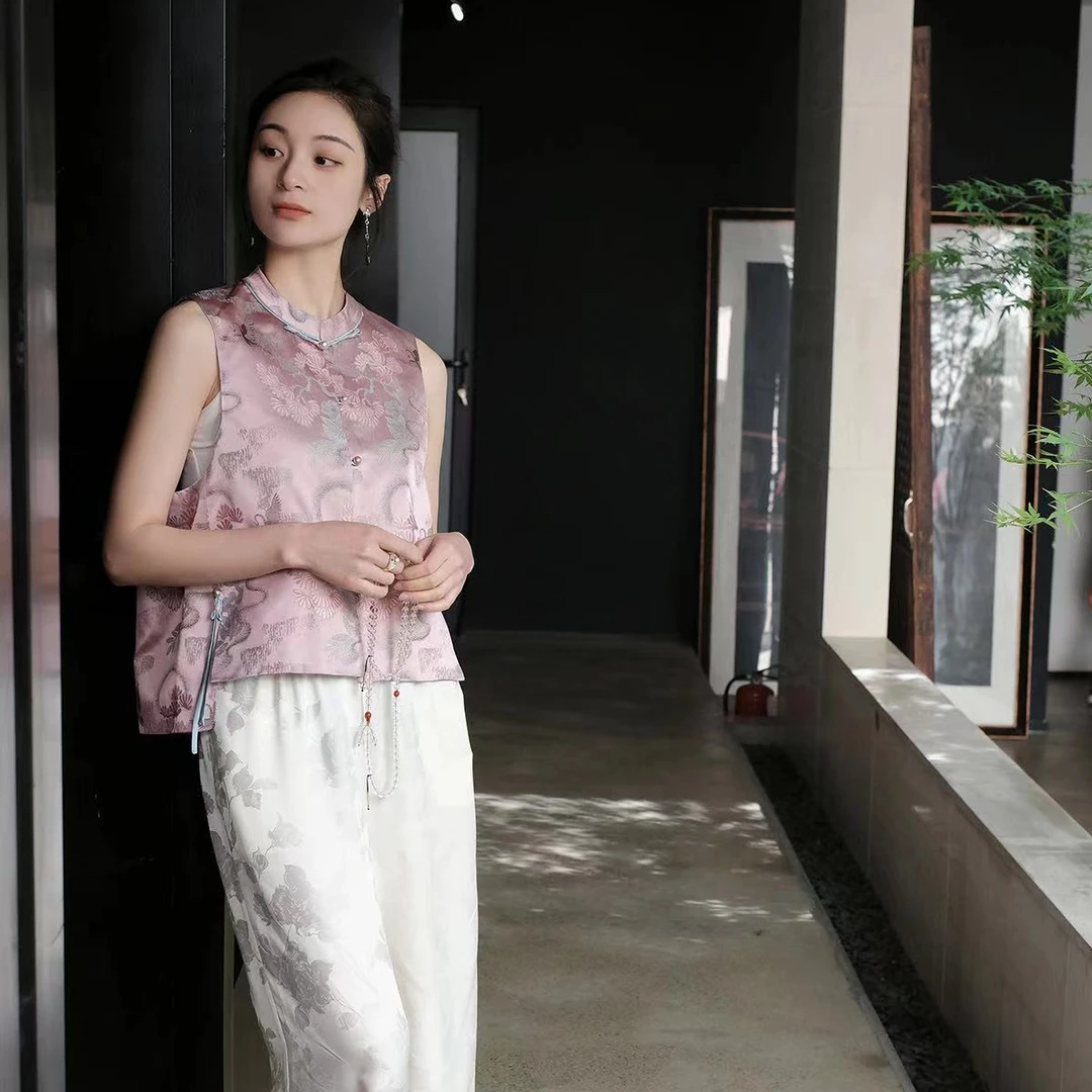 盛唐牡丹宋锦闲云野鹤前短后长马甲新款时尚洋气百搭女装