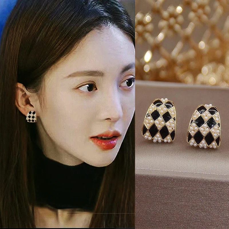 合金耳饰 ins菱形耳环女气质高级感珠珠棋盘格耳钉轻奢小众设计感