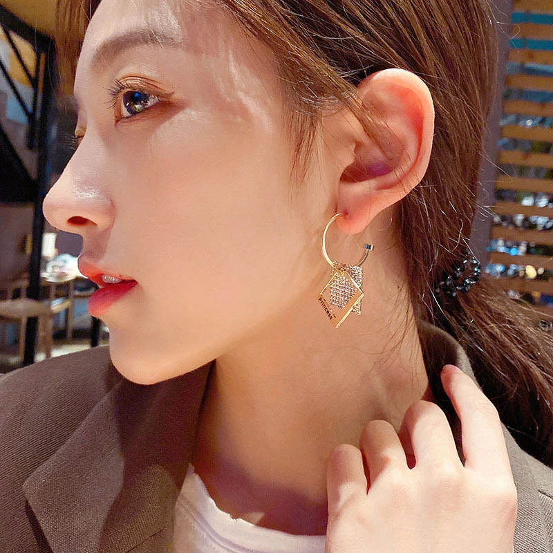 合金耳饰 日韩国满钻双方形耳环女气质时尚高级感网红耳钩气质