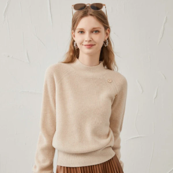 女式半高领纽扣款羊毛衫24DAK0331