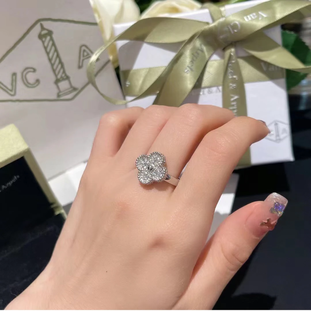 99新  小花6珊 Vca 梵克雅宝 白金中号 满钻四叶草戒指52号