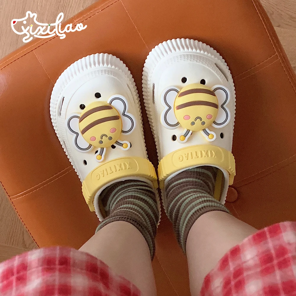 细细条 夏季新款时尚厚底沙滩凉拖鞋网红趣味小蜜蜂包头洞洞鞋女
