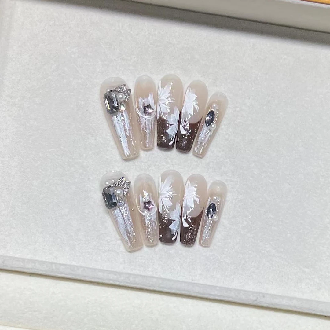 【枫林晚】秋冬新款碎钻法式细闪石膏立体花卉纯手工穿戴甲