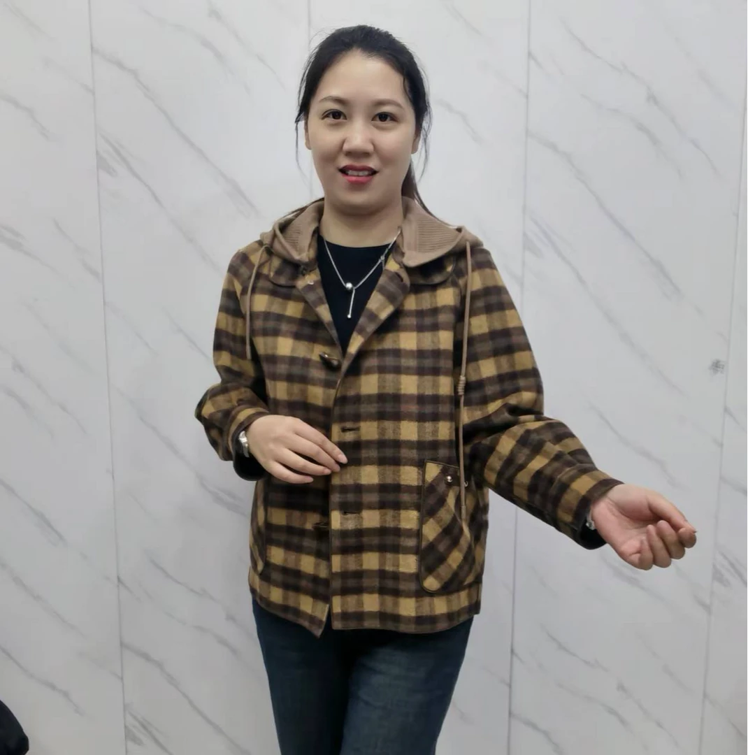 新款时尚洋气百搭连帽格子羊毛外套6166