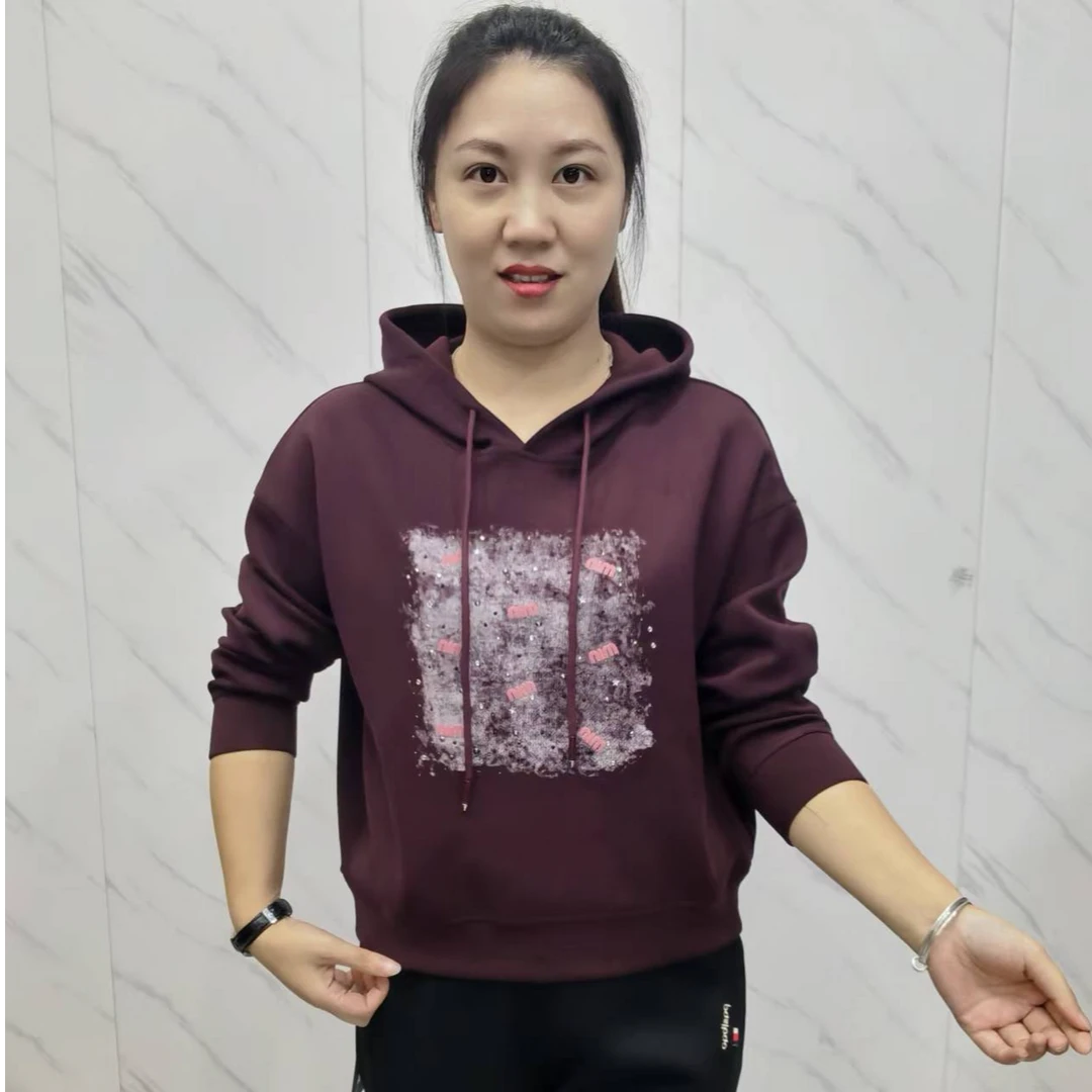 新款时尚洋气百搭休闲连帽卫衣