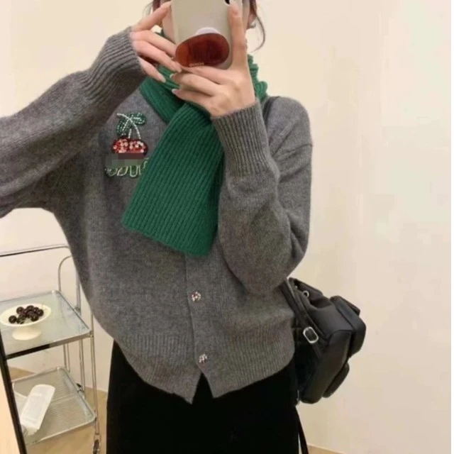 高级浣熊绒贴布彩钻圆领毛衣针织开衫春秋设计感时尚上衣打底A885