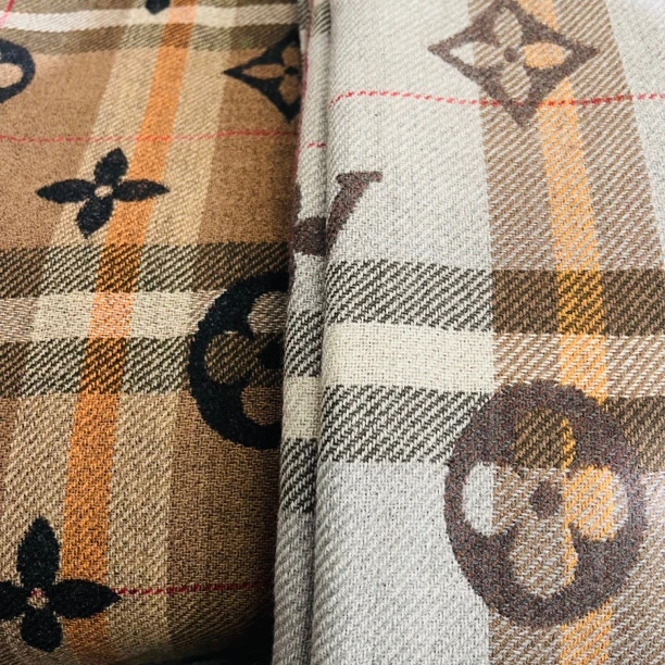 CARORU卡洛露【大版老花】韩版气质羊毛围巾百搭时尚简约复古