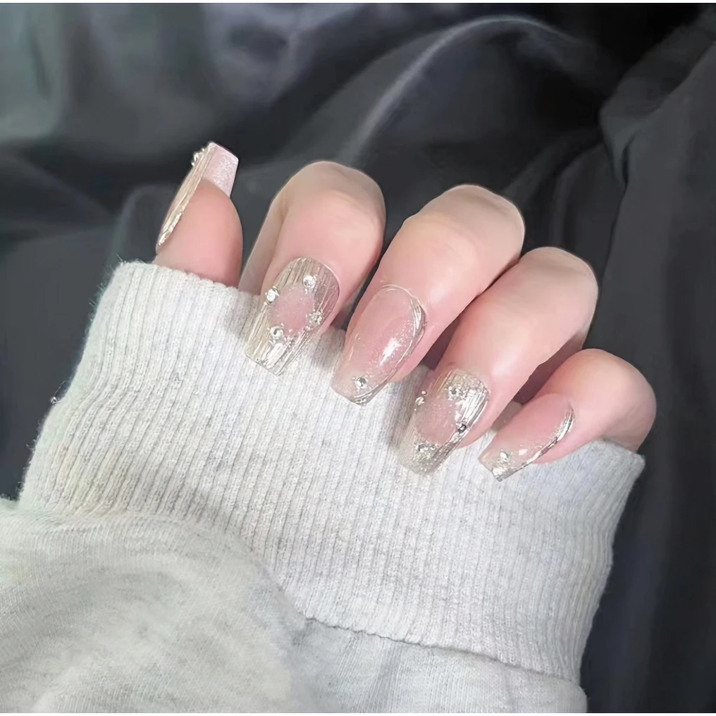 【布契拉提】纯手工穿戴甲美甲实拍光疗指甲贴片气质简约无滤镜推荐