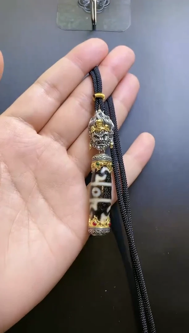 【闪购商品】玛瑙/玉髓颈饰银S925镶嵌Y21407多样性-大黑莲师吊坠