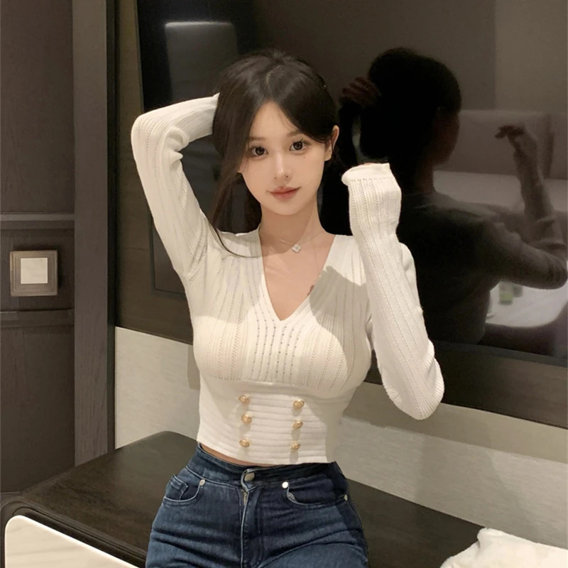 纯欲风辣妹修身显瘦内搭短款上衣女设计感排扣V领长袖打底针织衫