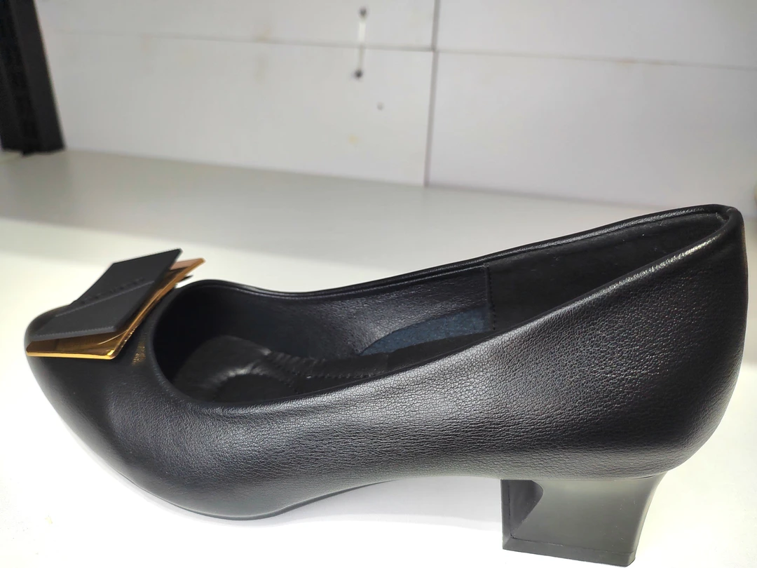 夏季高跟黑色新款女鞋时尚白搭小跟鞋轻便透气不臭脚单鞋百搭