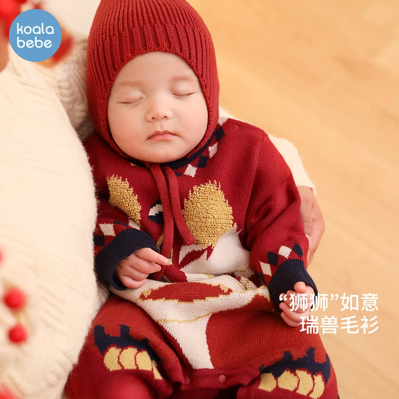 考拉鼻鼻初生婴儿针织连体毛衫秋冬龙年宝宝满月服爬服冬瑞兽贺年