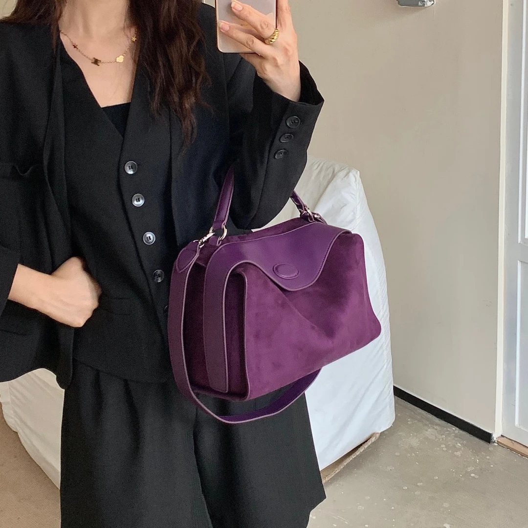 波士顿时尚真皮手提女包便携牛皮枕头包女复古通勤百搭单肩斜挎包