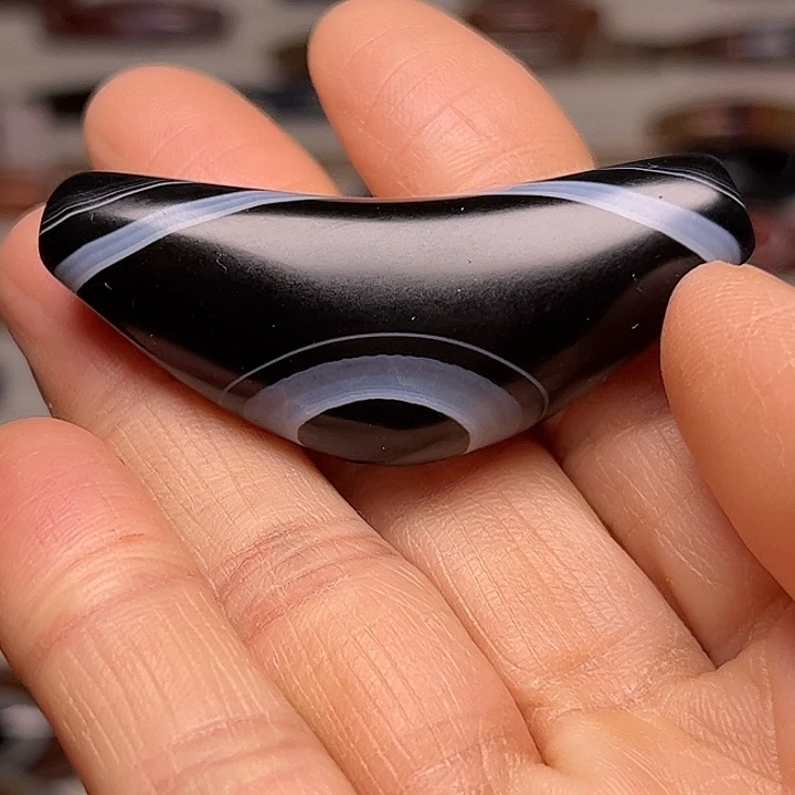 玛瑙/玉髓颈饰未镶嵌我**想