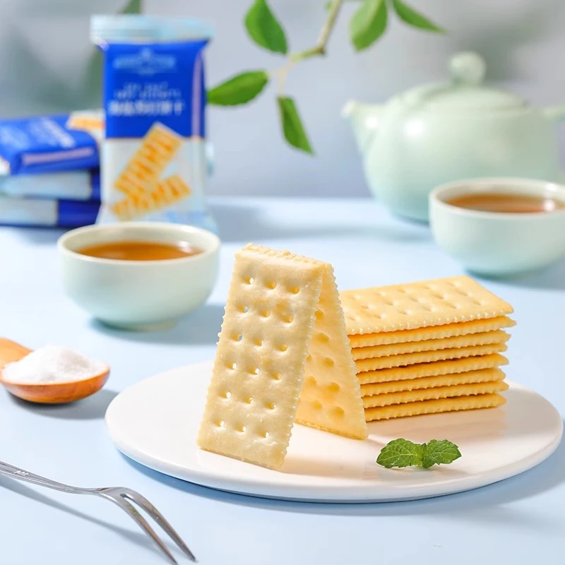 乌市发货】24包/盒海盐苏打饼干奶盐味咸味碱性零食只卖新疆