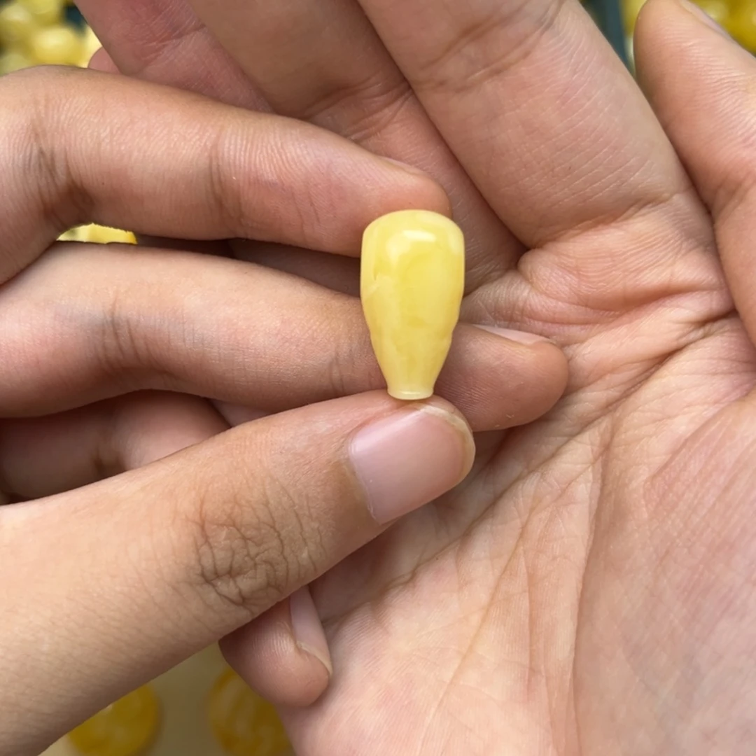 【闪购商品】琥珀裸石未镶嵌