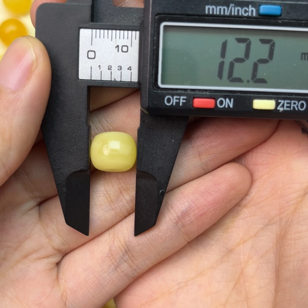 【闪购商品】琥珀裸石未镶嵌