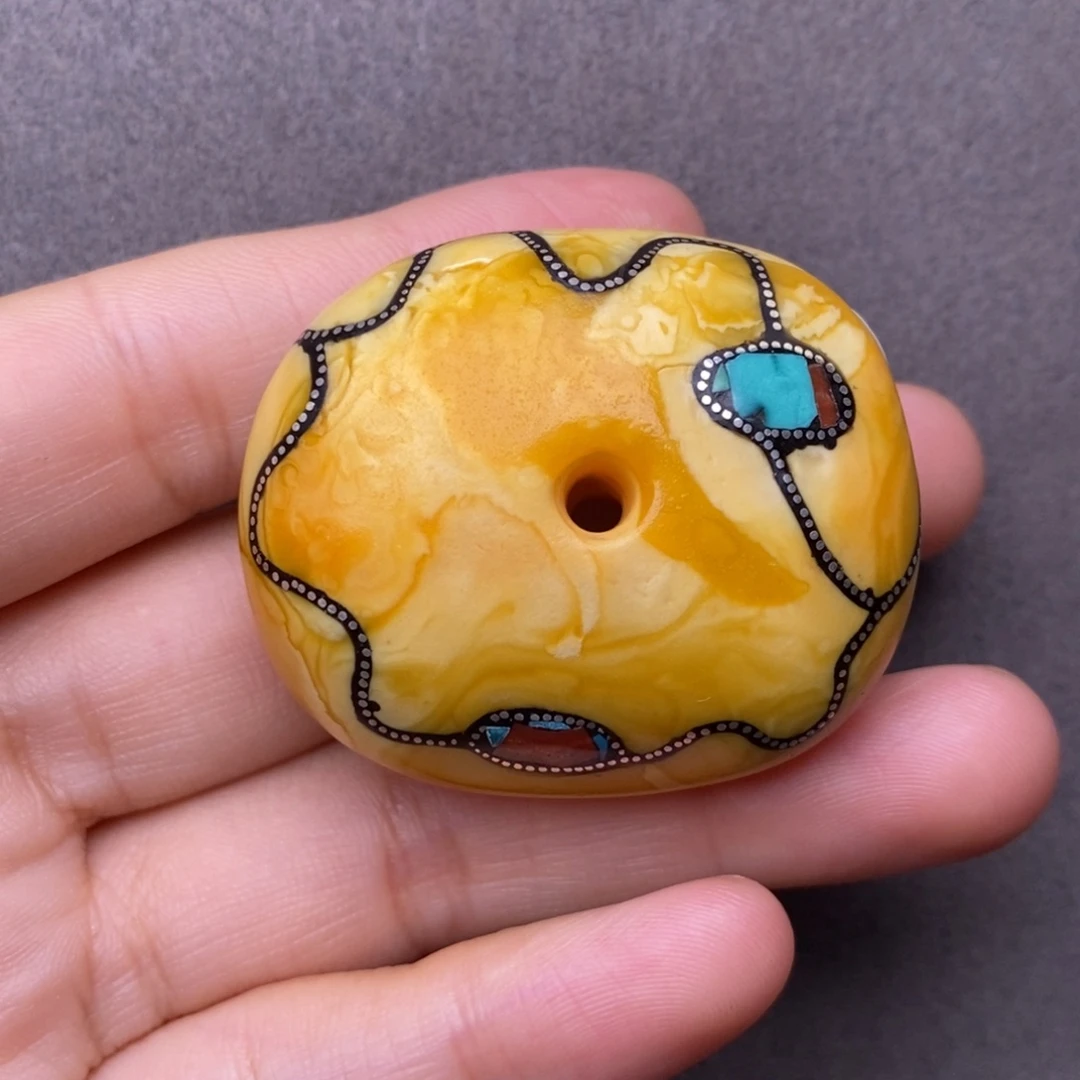 琥珀裸石未镶嵌蜜蜡