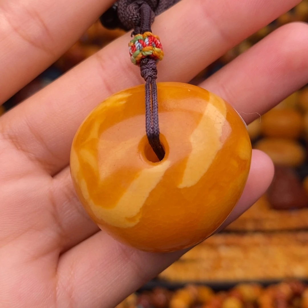 蜜蜡裸石未镶嵌蜜蜡