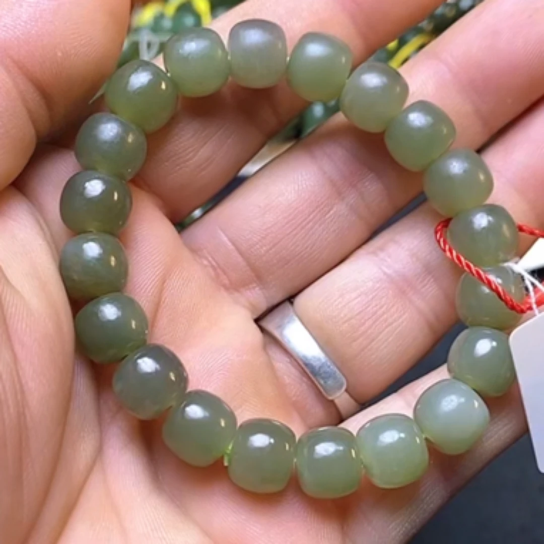 025新疆和田玉精品湖水绿卡10手串
