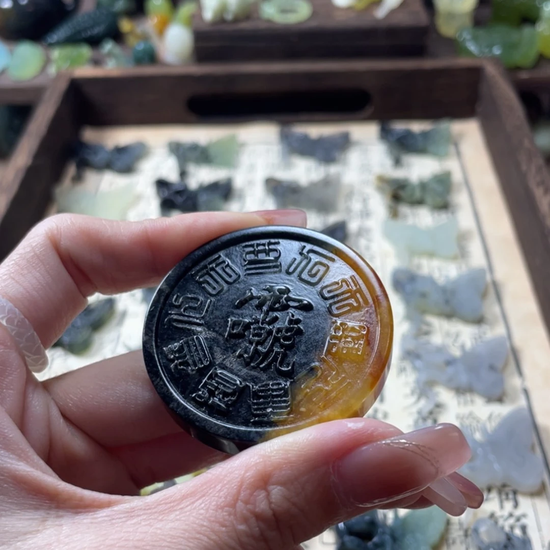 【闪购商品】蛇纹石玉颈饰未镶嵌