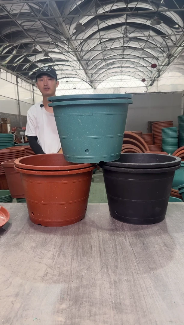 【闪购商品】46口径绿色桶盆3个 有孔