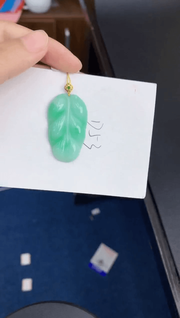 【闪购商品】翡翠颈饰18K金镶嵌000000000