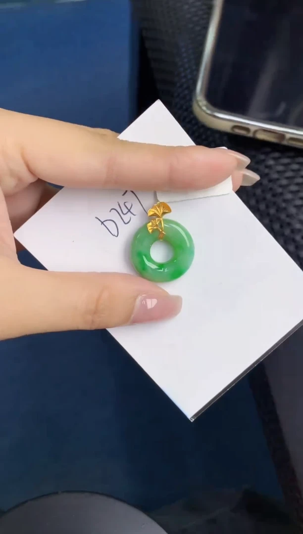 【闪购商品】翡翠颈饰18K金镶嵌000000000